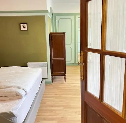 Apartament Quartier Pieton. T3 65m2. 2 Chambres. 5 Personnes. *