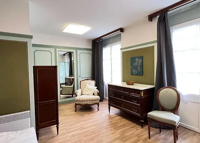 Quartier Pieton. T3 65m2. 2 Chambres. 5 Personnes. Apartament *