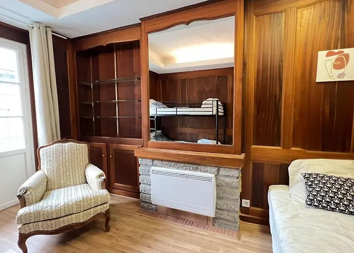 Apartament Quartier Pieton. T3 65m2. 2 Chambres. 5 Personnes. Cauterets