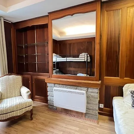 Apartment Quartier Pieton. T3 65m2. 2 Chambres. 5 Personnes. Cauterets